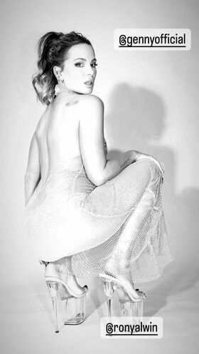 Kate Beckinsale Nude Leaks OnlyFans Photo 147