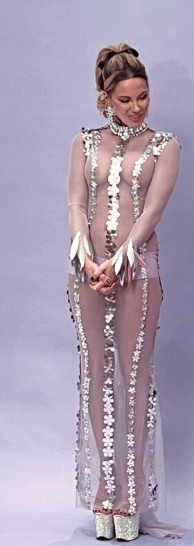 Kate Beckinsale Nude Leaks OnlyFans Photo 469