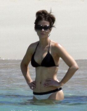 Kate Beckinsale Nude Leaks OnlyFans Photo 524