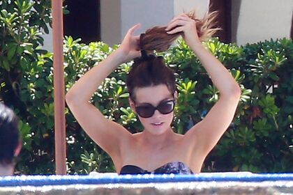 Kate Beckinsale Nude Leaks OnlyFans Photo 562
