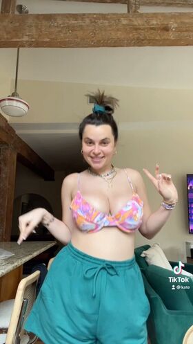Kate Norkeliunas Nude Leaks OnlyFans Photo 13