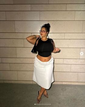 Katelyn Sade नग्न लीक OnlyFans फोटो 4