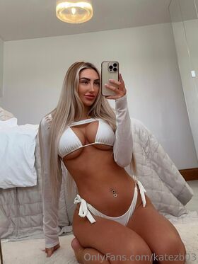 katezb03 Nude Leaks OnlyFans Photo 5