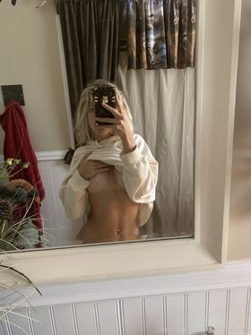 Katie Colleen Nude Leaks OnlyFans Photo 16