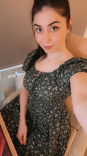 Katsaurus Meztelen szivárgott OnlyFans fotó 6