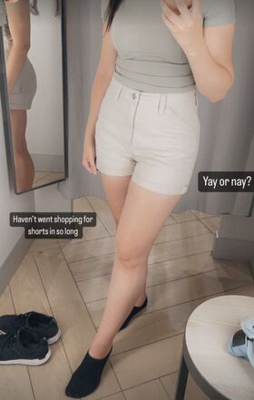 Katsaurus Meztelen szivárgott OnlyFans fotó 44