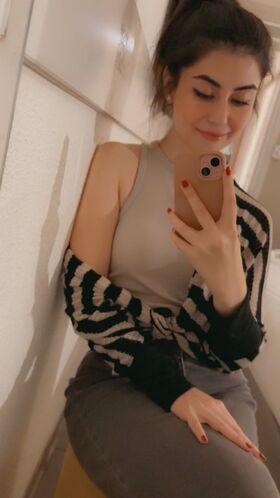 Katsaurus Meztelen szivárgott OnlyFans fotó 45