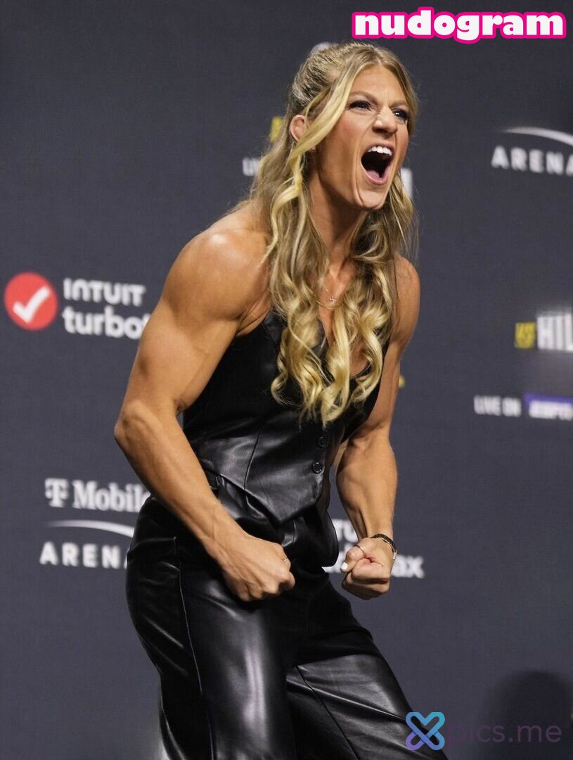 A stark contrast between her public and private life