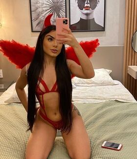 Kellyta Tharsys Nude Leaks OnlyFans Photo 31