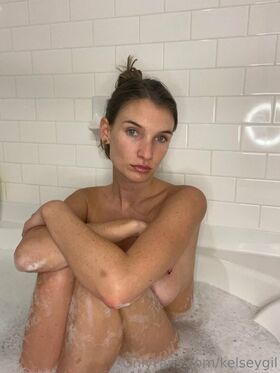 Kelsey Gil Nude Leaks OnlyFans Photo 6