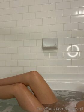 Kelsey Gil Nude Leaks OnlyFans Photo 14