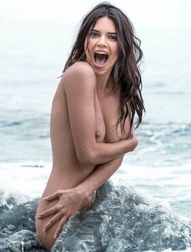 Kendall Jenner Nude Leaks OnlyFans Photo 41