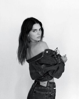Kendall Jenner Nude Leaks OnlyFans Photo 152