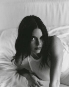 Kendall Jenner Nude Leaks OnlyFans Photo 366