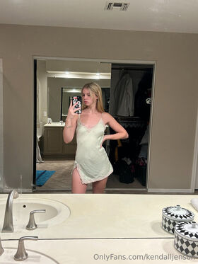 Kendall Jenson Nude Leaks OnlyFans Photo 15