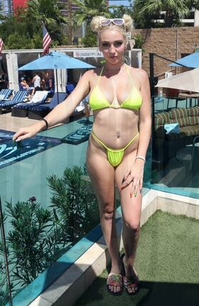 Kendra Sunderland Nude Leaks OnlyFans Photo 141