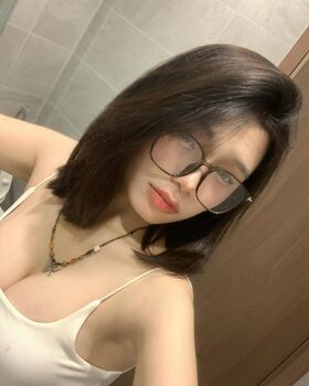 Khanh Linh Nude Leaks OnlyFans Photo 6