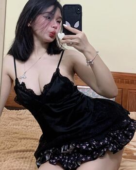 Khanh Linh Nude Leaks OnlyFans Photo 37