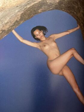 Kiko Mizuhara Nude Leaks OnlyFans Photo 7