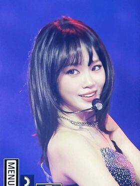 Kim Chaewon 김채원 [Le Sserafim]