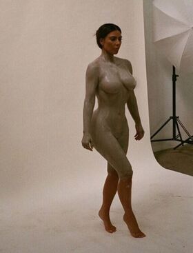 Kim Kardashian Nude Leaks OnlyFans Photo 219