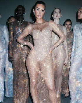 Kim Kardashian Nude Leaks OnlyFans Photo 247