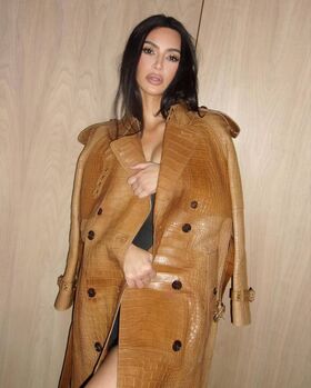 Kim Kardashian Nude Leaks OnlyFans Photo 357