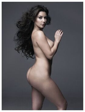 Kim Kardashian Nude Leaks OnlyFans Photo 447
