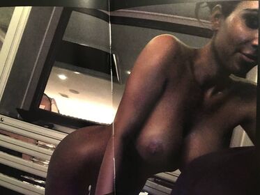 Kim Kardashian Nude Leaks OnlyFans Photo 467