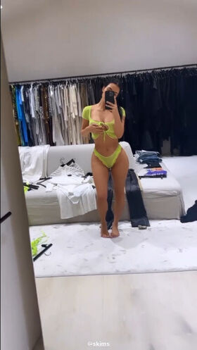 Kim Kardashian Nude Leaks OnlyFans Photo 532