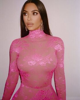 Kim Kardashian Nude Leaks OnlyFans Photo 551