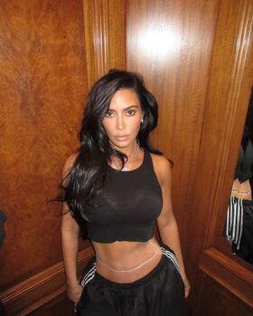 Kim Kardashian Nude Leaks OnlyFans Photo 646