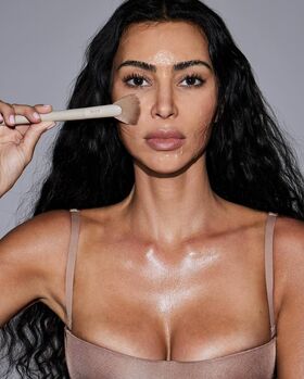 Kim Kardashian Nude Leaks OnlyFans Photo 752