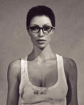 Kim Kardashian Nude Leaks OnlyFans Photo 759