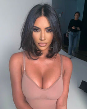 Kim Kardashian Nude Leaks OnlyFans Photo 830