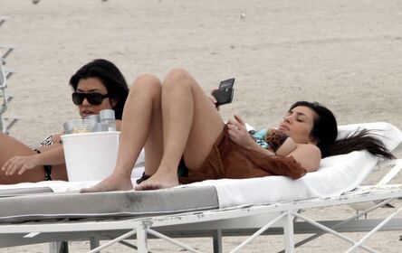 Kim Kardashian Nude Leaks OnlyFans Photo 850