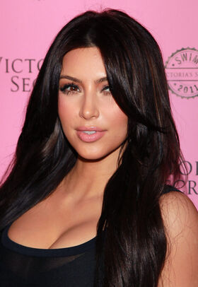 Kim Kardashian Nude Leaks OnlyFans Photo 993