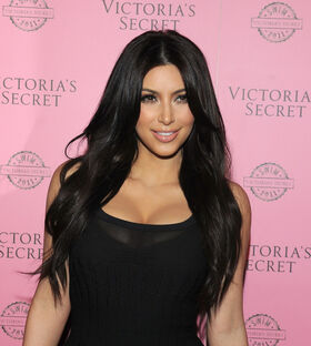 Kim Kardashian Nude Leaks OnlyFans Photo 1001