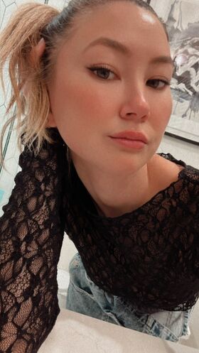 Kimiko Glenn Nude Leaks OnlyFans Photo 95