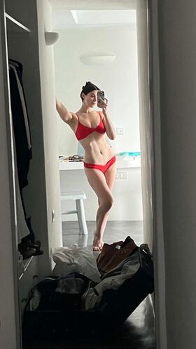 Kira Kosarin Nude Leaks OnlyFans Photo 40
