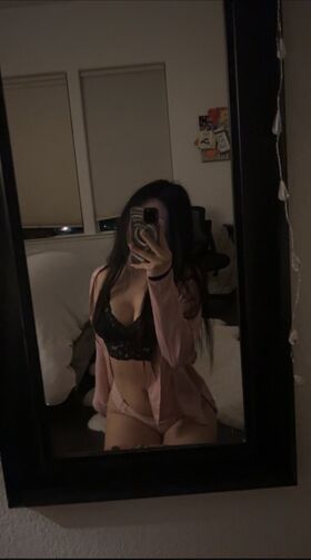 koemi Nude Leaks OnlyFans Photo 1