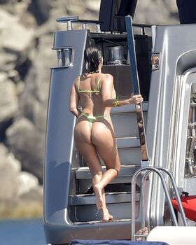 Kourtney Kardashian Nude Leaks OnlyFans Photo 176