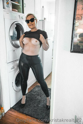 Krista_k_realtor Nude Leaks OnlyFans Photo 1
