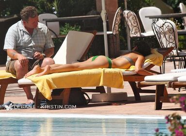 Kristin Kreuk Nude Leaks OnlyFans Photo 49