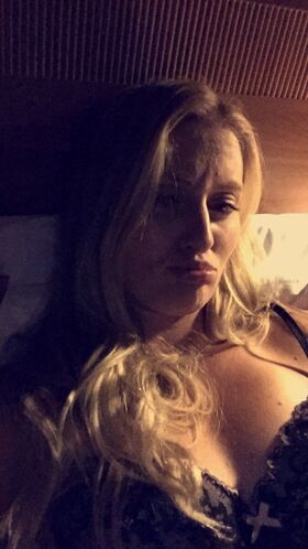 Kristina Mladenovic Nude Leaks OnlyFans Photo 28