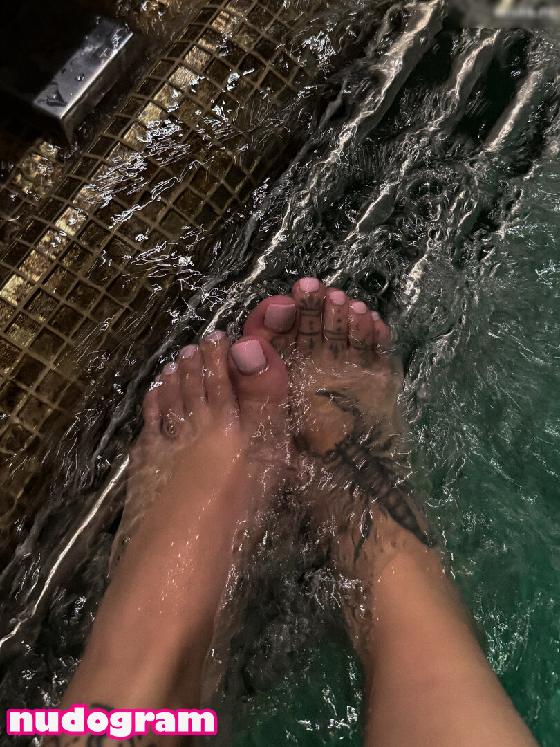 Kunshikitty Гола изтичане OnlyFans снимка 39 - Nudogram v2.1