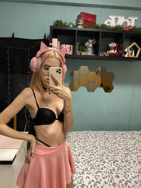 kvry22 Nude Leaks OnlyFans Photo 10