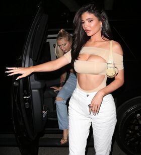 Kylie Jenner Nude Leaks OnlyFans Photo 76