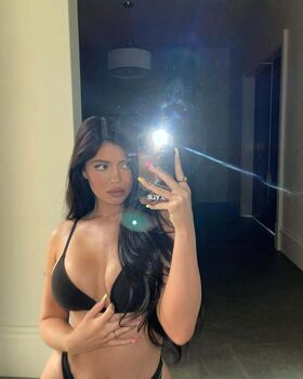 Kylie Jenner Nude Leaks OnlyFans Photo 86