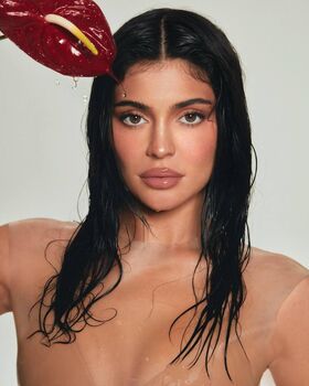Kylie Jenner Nude Leaks OnlyFans Photo 255
